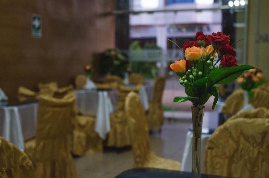 פוארטו מלדונדו La Torre Inn מראה חיצוני תמונה