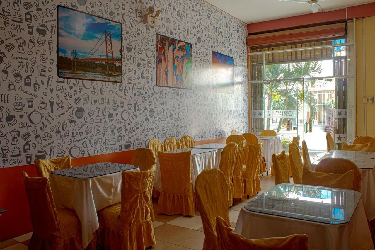 פוארטו מלדונדו La Torre Inn מראה חיצוני תמונה