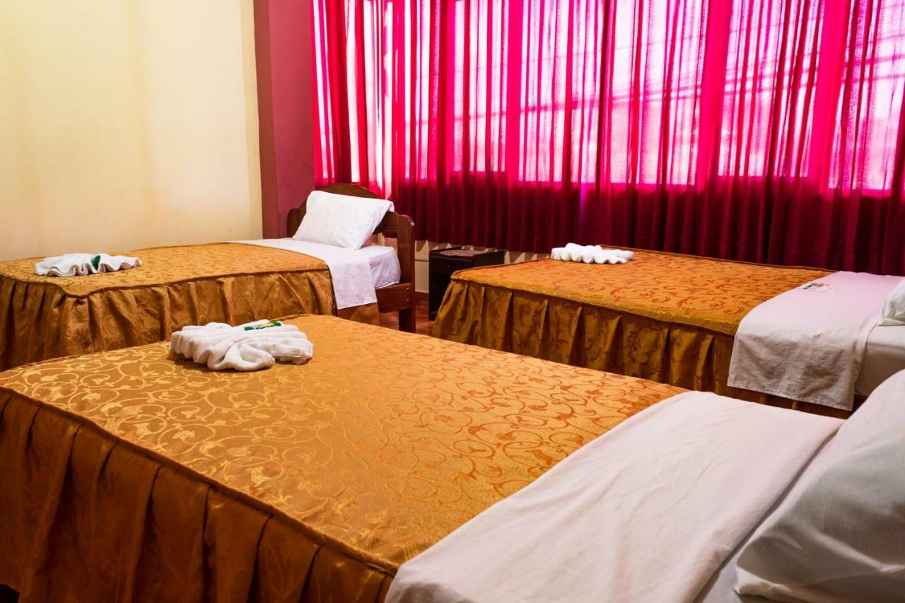 פוארטו מלדונדו La Torre Inn מראה חיצוני תמונה